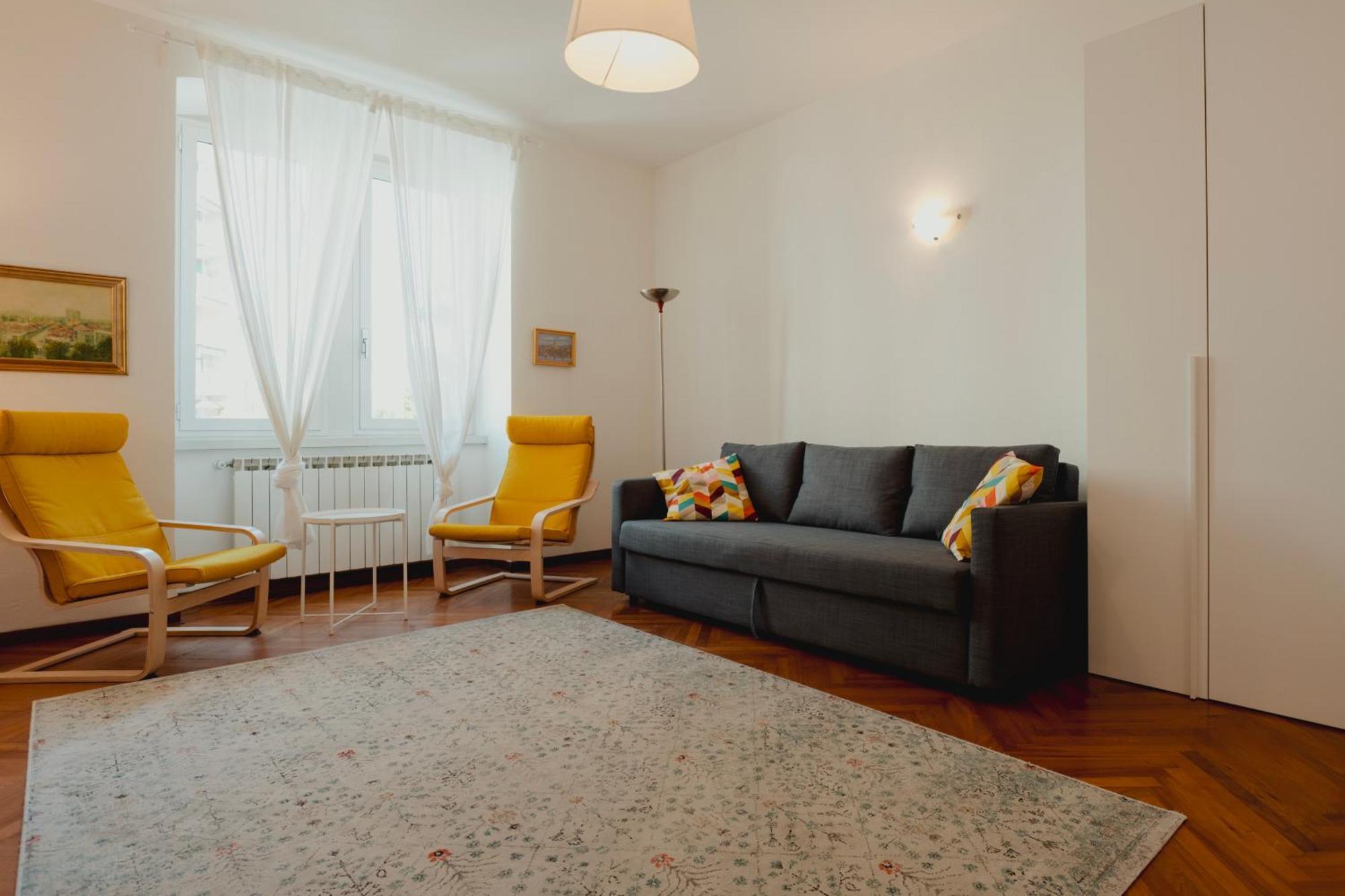 Sunny Vico Apartment Trieste Ngoại thất bức ảnh